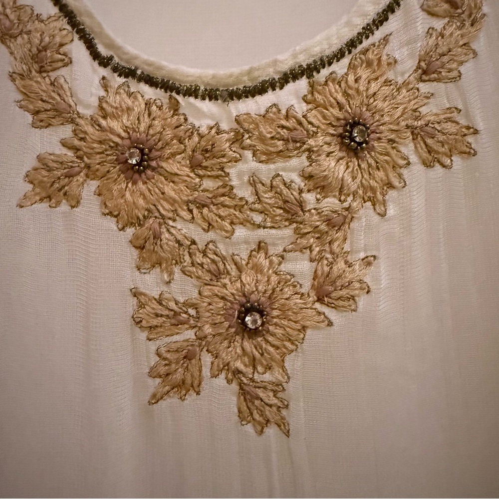 Lucky Brand Cream and Tan Embroidered Tank Top with Decorative Stones Medium